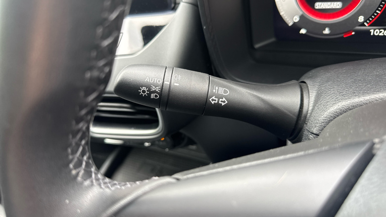 Nissan Juke 1.0 DiG-T N-Connecta 5dr Petrol Hatchback